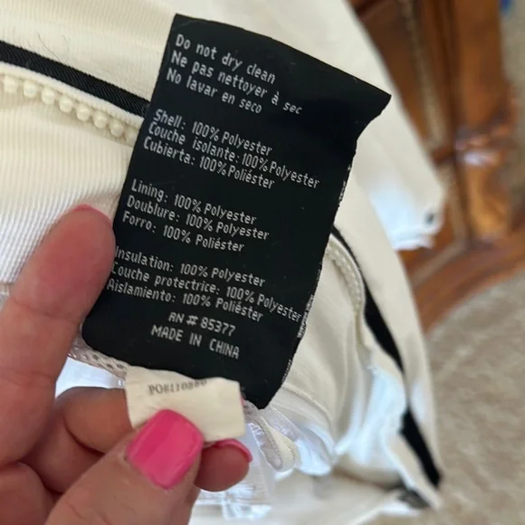 Stylish White Jacket with Black Accents - Picture 5 of 12